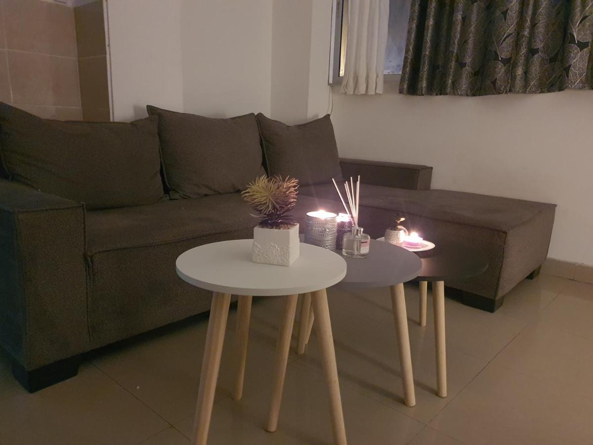 אצל סונו בלב העיר Apartment Netanya Luaran gambar