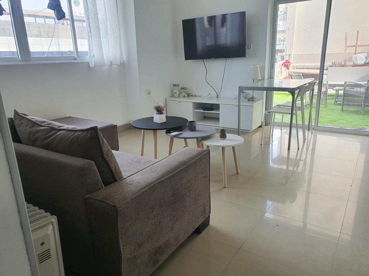 אצל סונו בלב העיר Apartment Netanya Luaran gambar