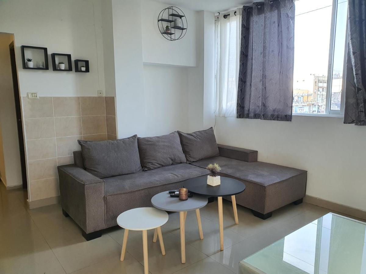 אצל סונו בלב העיר Apartment Netanya Luaran gambar